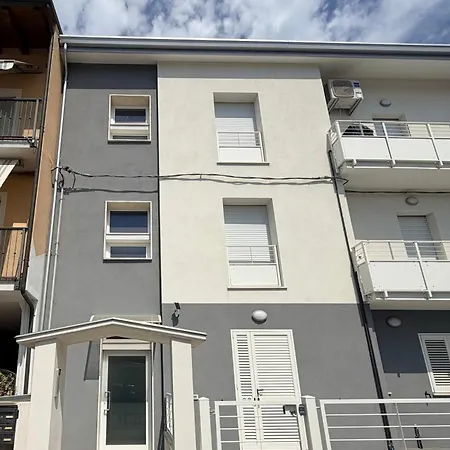 Modern Sea Apartmán *